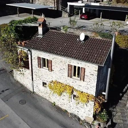 Charmantes Rustico An Guter Lage